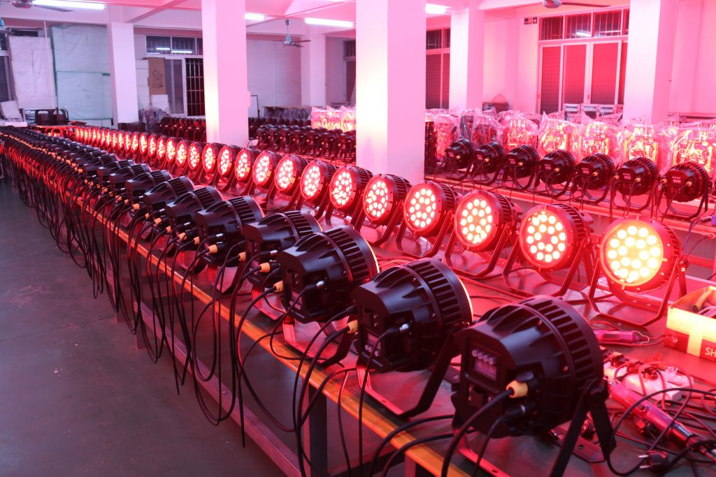 IM-PLWP1815 Batch Production of Waterproof LED PAR Can Lights (1)